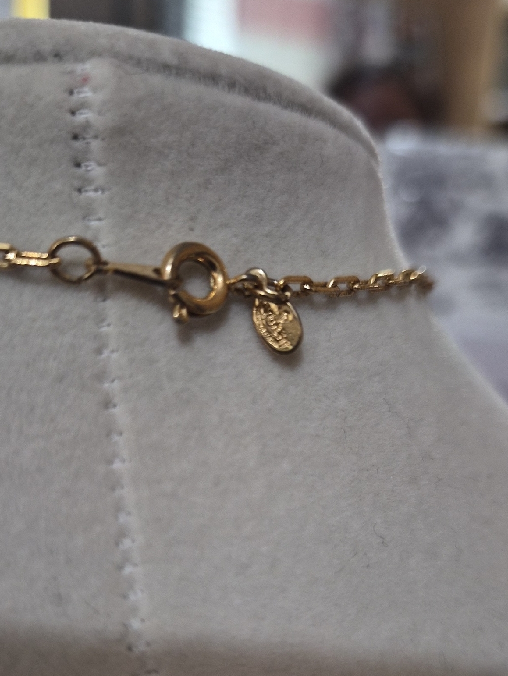 Vintage Givenchy Gold Plated Necklace - Picture 5 of 5